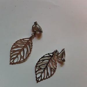 Silver leaf earrings
